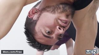 Men - Barebacking yoga powerbottem - Dante Colle, Vadim Black