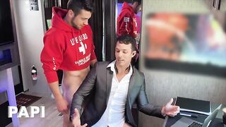 Papi – Dante Colle Sucks And Fucks His BF Nic Sahara During An Interview