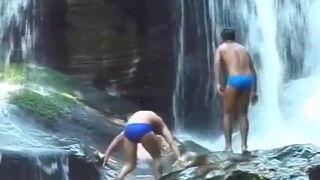 Falls n balls 6 -2 scenes in 1-