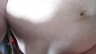 Grandpas Is Playing with Oil