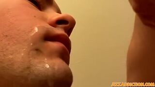 Gay amateurs Marcus and Jayden anal breed and cum a lot