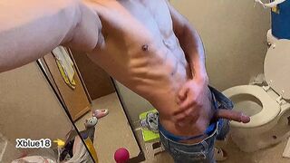 High school student masturbates in the bathroom before going to school, Viral video on social networks