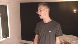 I get my nob balls deep in this real chav scally type boy, he gives great massages btw