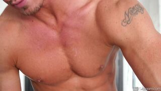 Ripped Masseur Couldn't Wait To Deep Massage Tight Ass