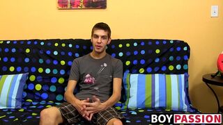 Sexy twink ass Max Morgan jerking his fat dick at home