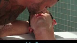 Man California Studs & Suds Thrusting In Holiday Bath