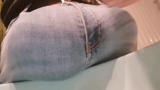 Extreme Big Bulging Show in Jeans