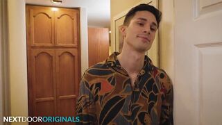 Hunk Earns His Twink Bf's Heart Again On V-Day - Kane Fox, Ryder Owens - Hot