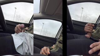 Cumming inside de car at rest place