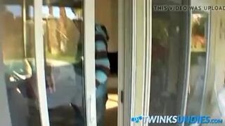 American gay Zack Randall fucking ass in underwear