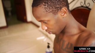 Tattoo black twink masturbates in solo amateur action