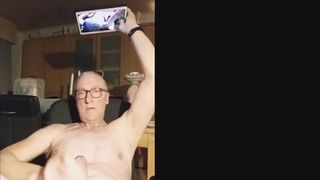 Daddy Exhibitionist Belly Cumshot Sexshow 2