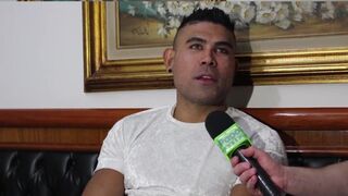 Minotauro is a special guest on TV PapoMix