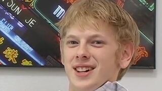 Cute twink Sky Sylvanus masturbates and cums after interview