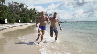 Gay - Trevor Laster Gets Good Pump On The Beach With Wesley Woods