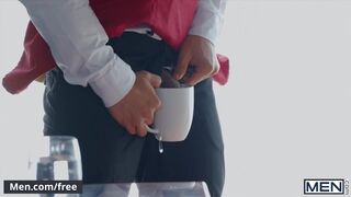 Mencom - Bareback threesome with two hunks