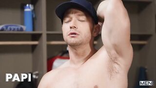 Coach Johnny Donovan Gets Hard By Checking Out His Best Player's Ass, Damian Night - PAPI