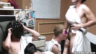 Amateur college roomies having fun in dorm - RealDudes