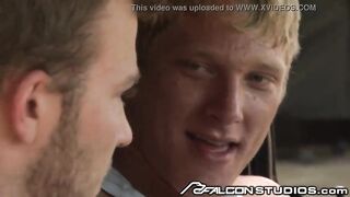 Hot - Straight Hitchhiker Fucks Driver To Pay For Ride