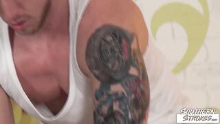 Strokes – Jock Denis Reed Massages Twink Thomas Fiaty