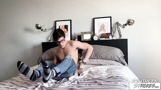 Strokes Athletic Twink Aiden Ward Jerks Off Solo