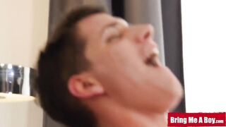 Hot Cute Twink Tyler Scott Barebacked By Cris Denny