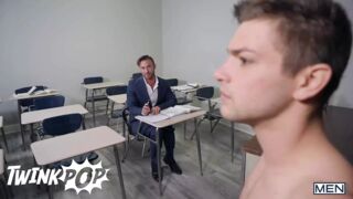 A Passionate Duo In Anatomy Class Between Sexy Twink Johnny Rapid And Hot Hunk Grant Ryan - Twink