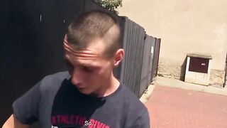 CZECH HUNTER 452 - Tall Tattooed Man Agrees To Get Boned In The Woods For Cash