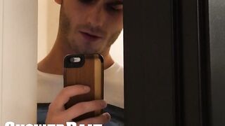 Shower - Vincent James Seduces & Fucks Zak Bishop