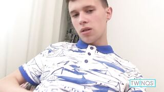 Aaron's Ass & Cock Got Horny After Had Watched Gay Pics!