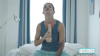 Hot Tattooed Twink Noah Jacks Off His Big Cock And Cumshots!