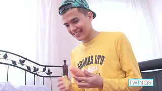 Horny Xander H Masturbates And Fingers His Deep Butt Hole!