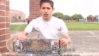 Latin skater Juan Carlos wanks his dick
