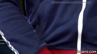 Toby Springs masturbating