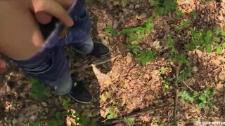 CZECH HUNTER 452 - Tall Tattooed Man Agrees To Get Boned In The Woods For Cash