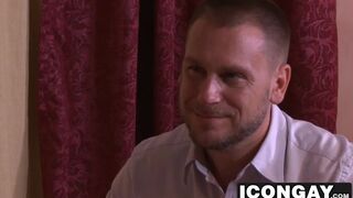 Hot DILF Hans Berlin takes stud Drake Magnums massive cock