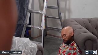 Men - DeAngelo Jackson Pops Up & Offers Andy Taylor A Bang As He Swings His Hammer