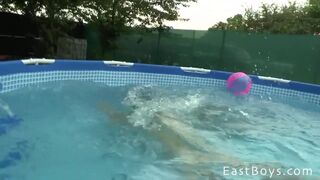 Aston - Fun in the Pool