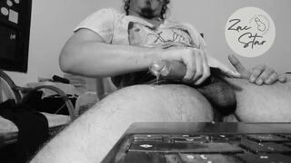 several cumshots from the Brazilian boy, lots of hot milk!