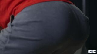 Plexigl-ASS Gym / MEN / Devin Trez, Tannor Reed