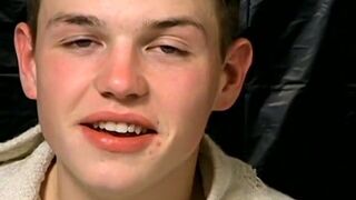 Cutest twink Jeremiah Johnson self sucks in smoking solo