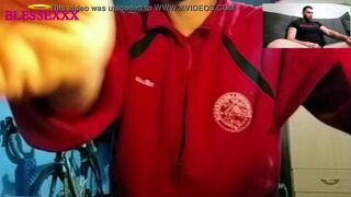 I make a video call with my friend and we end up masturbating - Magic Javi & Zeus Ray