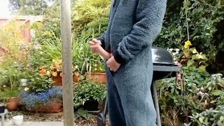 Rockardglans Outdoor Onesie Wank and Cum for Neighbors