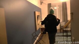 Handjob in Budapest