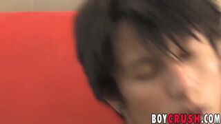 Emo twink jerks off and cums on himself