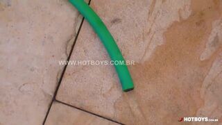 Putinho gave his ass willingly