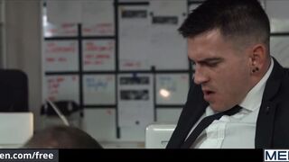 Men - Hunk boss deepdicks assistant - Paddy O'Brian, Troy Daniels
