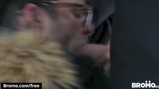 Twink gets spitroasted by 2 big cock