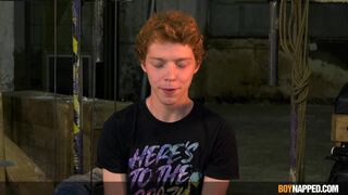 Twinks Avery Monroe and Alex Faux fuck for their hung daddy