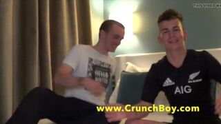 TIAGO fuck bareback a twink and creampie